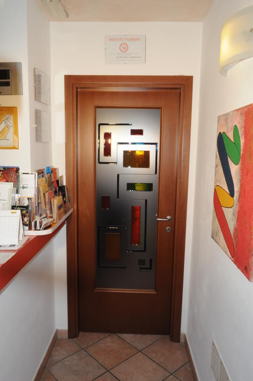 Marinetta Bed & Breakfast Синья Экстерьер фото